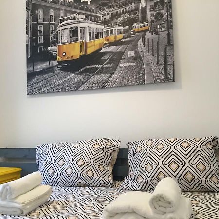 Love inn Bairro Alto Lissabon Exterior foto